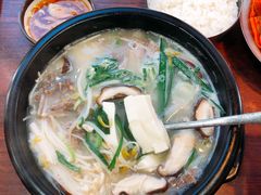 豆腐蔬菜雪浓汤-神仙雪浓汤(明洞店)