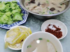 -胡世羊肉汤(南街店)