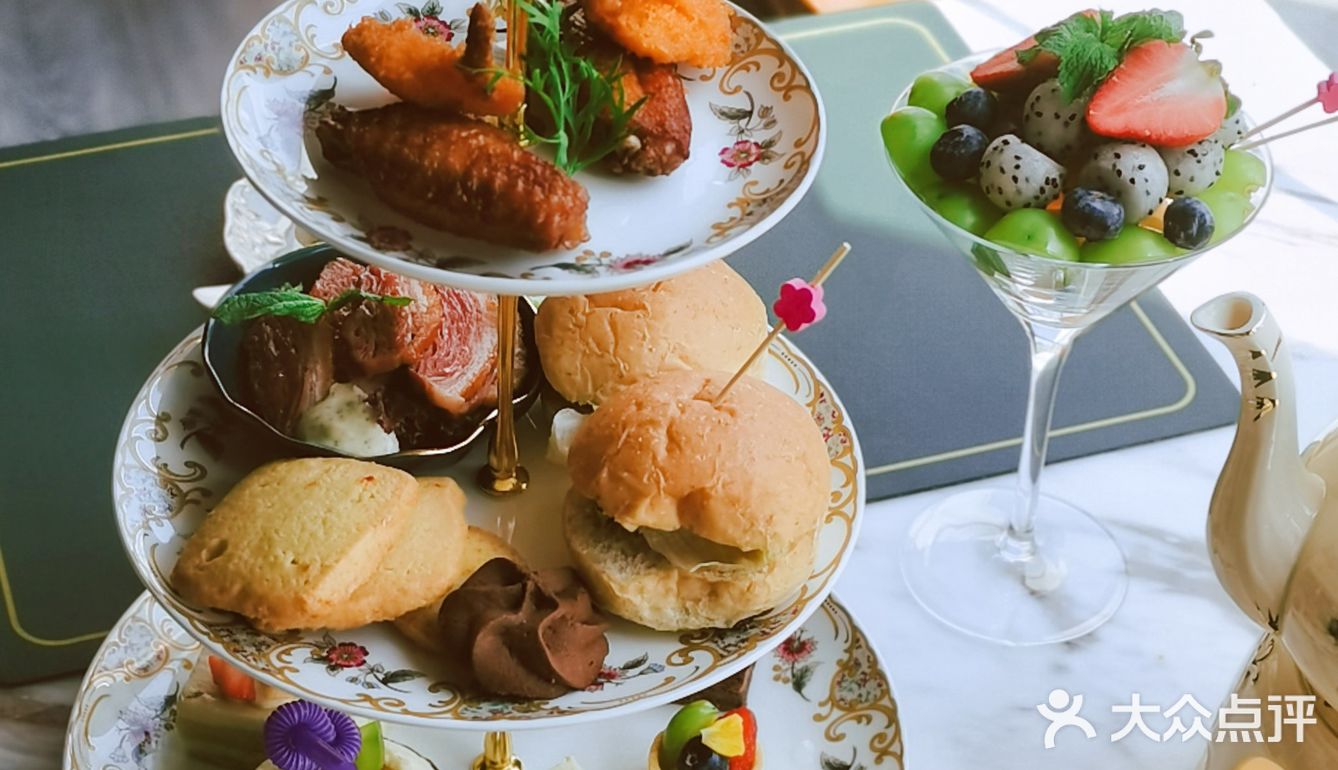 来❗️带上闺蜜来个绝美的望江下午茶👉桃花江西餐厅