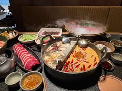 -三出山火锅(南京万象天地店)