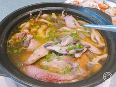-翠山·映月湖景餐厅(映月湖公园店)
