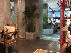 -HIGH FIVE哈福手工汉堡(桂林路店)