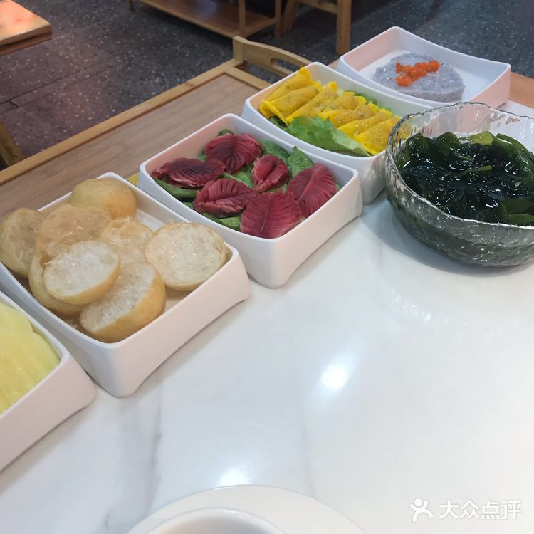 反复打卡滴德川火锅