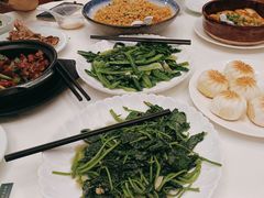 -五谷芳乳鸽王(海景店)