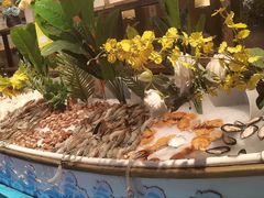 -领鲜活海鲜榴莲自助火锅(东门店)