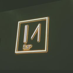 点击看大图 门面-I+造型烫发染发