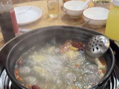 -濠轩阁特色生蚝火锅(水湾路店)