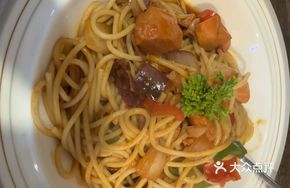 Spicy Kimchi Chicken Pasta