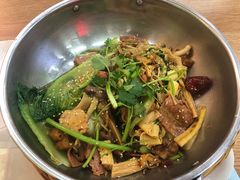-憨憨熊美食广场(下沙宝龙广场店)