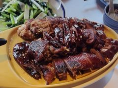 -八府香鸭·啫啫煲(华山路店)