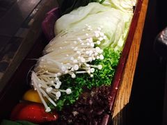 -湊湊火锅·茶憩(新中关购物中心店)