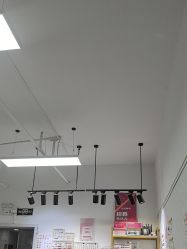 -尤米一站式美甲美睫