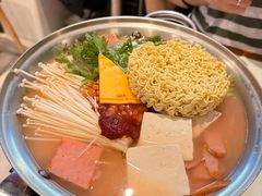 -富乐满 炸鸡&韩国料理 불로만(虹泉路店)