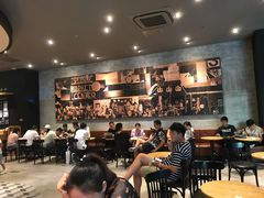 大堂-星巴克臻选(郑州国贸360广场店)
