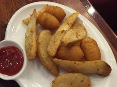 -玛格萝妮比萨屋(四平店)