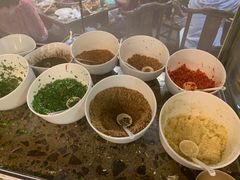 -肖肖酸萝卜鱼火锅(总店)