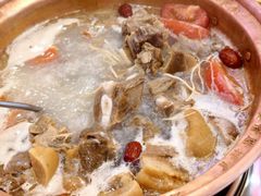 -阿婆情腊排骨火锅(金虹路店)