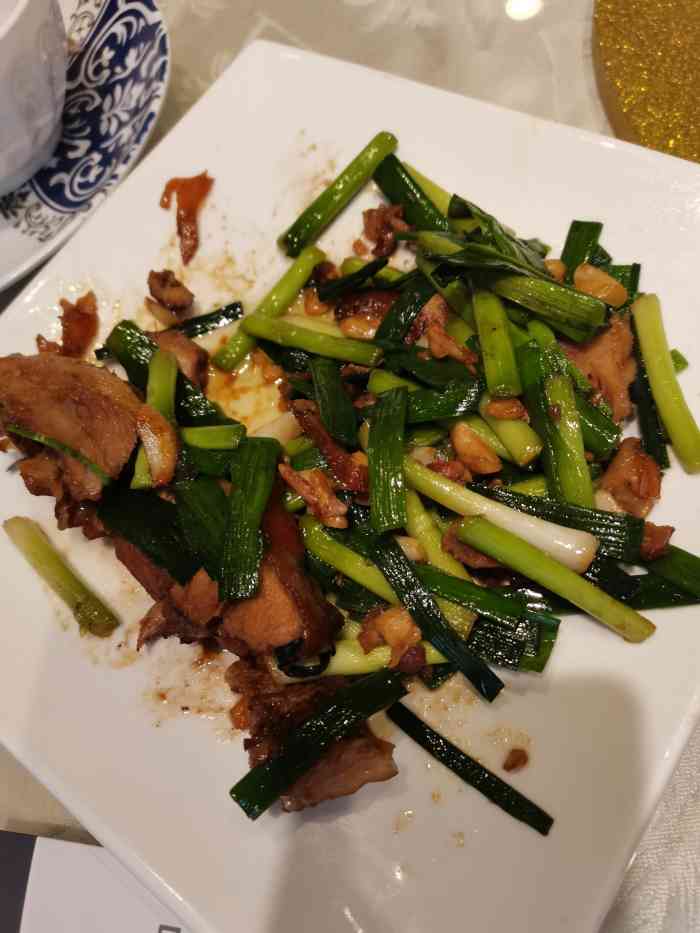 大海湾食家-"店址位于海田装修市场,停车方便,面积很大.