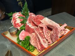 -铭牛烧肉·和牛海鲜自助(高新月牙湖店)