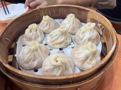 -莱莱小笼·乔艾