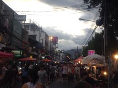 iphone_upload_pic-周日夜市