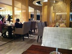 大堂-上海东方佘山翰悦阁酒店·Vie全日制餐厅