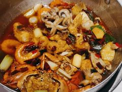 -七欣天香辣蟹火锅(闵行浦江欢乐颂店)