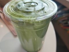 -抱抱地球咖啡馆(国家海洋博物馆店)