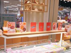 面包甜点陈列柜-好利来(梅江永旺店)