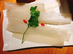 -洪氏嗨捞·广东猪肚鸡·椰子鸡火锅(西咸万象城店)