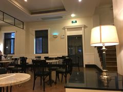 大堂-星巴克臻选(广州沙面店)