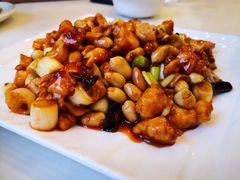 -巢香扣肉馆