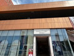 -百年港湾奥特莱斯(香炉礁店)