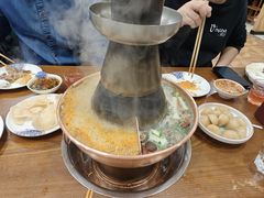 -楼外楼大刀肉传统火锅居(博学路店)
