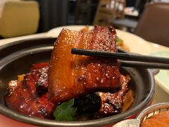 黑枣汁煨五花肉-港丽餐厅(高德置地店)