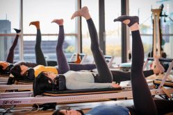 -无界瑜伽普拉提