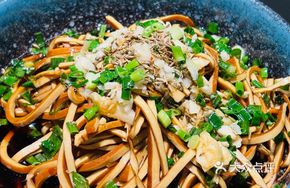 Hot-Mixed Beef Tripe Tofu Skin