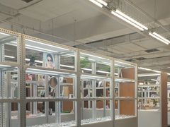 -无奔眼镜·蔡司·依视路授权店(马家堡店)