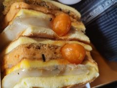 咸蛋黄麻薯肉松三明治-千里酥(中山北路店)