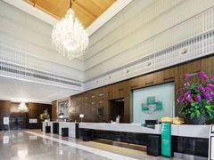 -上海虹桥西郊假日酒店