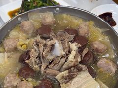 -一口猪海鲜浑锅·东北家常菜