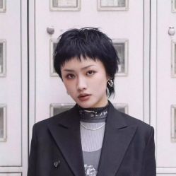 -环球蝶上美业连锁