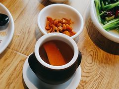 -嫩芽·重庆菜馆(十八梯露台观景店)