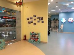 -蓝旗亲子游泳(范湖万达广场店)