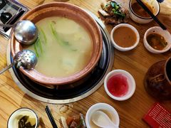 -阿婆情腊排骨火锅(金虹路店)