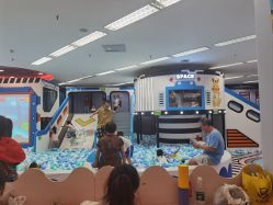 -孩子王童乐园(西安盛龙店)