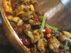 -老佛爷炭火蛙锅直营(清滨路总店)