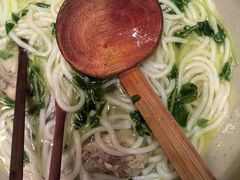 土鸡汤米线-山茶云南菜(永安里店)