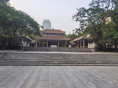 -烈士陵园(地铁站)