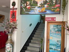 -华龙特色大骨鸡农家菜馆